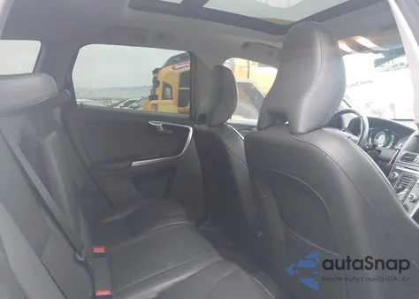 2015 Volvo Xc60 T5 Platinum from USA, damaged, VIN YV440MDM0F2702383